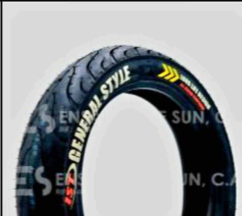 Cauchos 100/90/14 de 8 lonas Marca IST