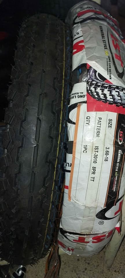 Cauchos 360-18 TT Pista, Marca IST 8 Lonas